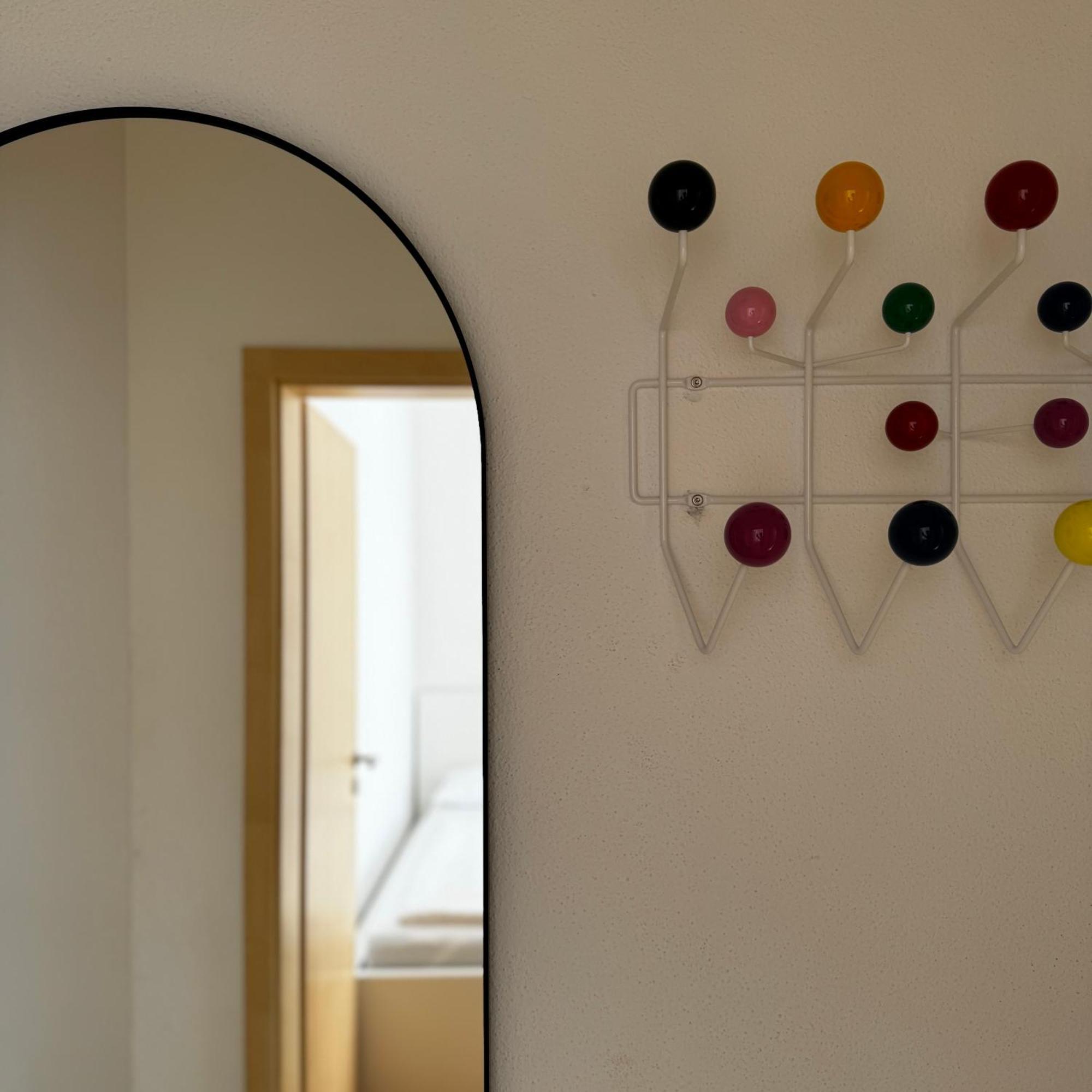 7 Apartment *
